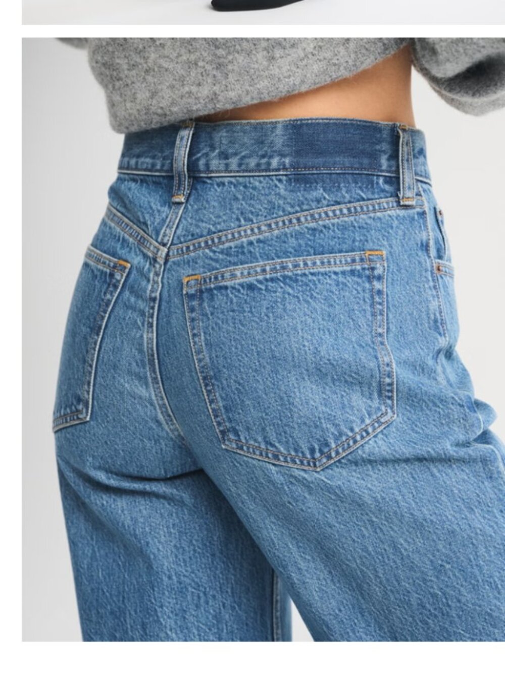 Abercrombie Women’s High Rise Loose Jean - Medium Wash - 26L